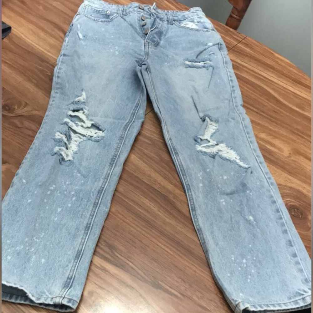 Ripped jeans